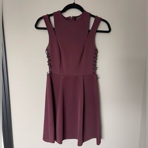 Top shop dress, size 4, maroon